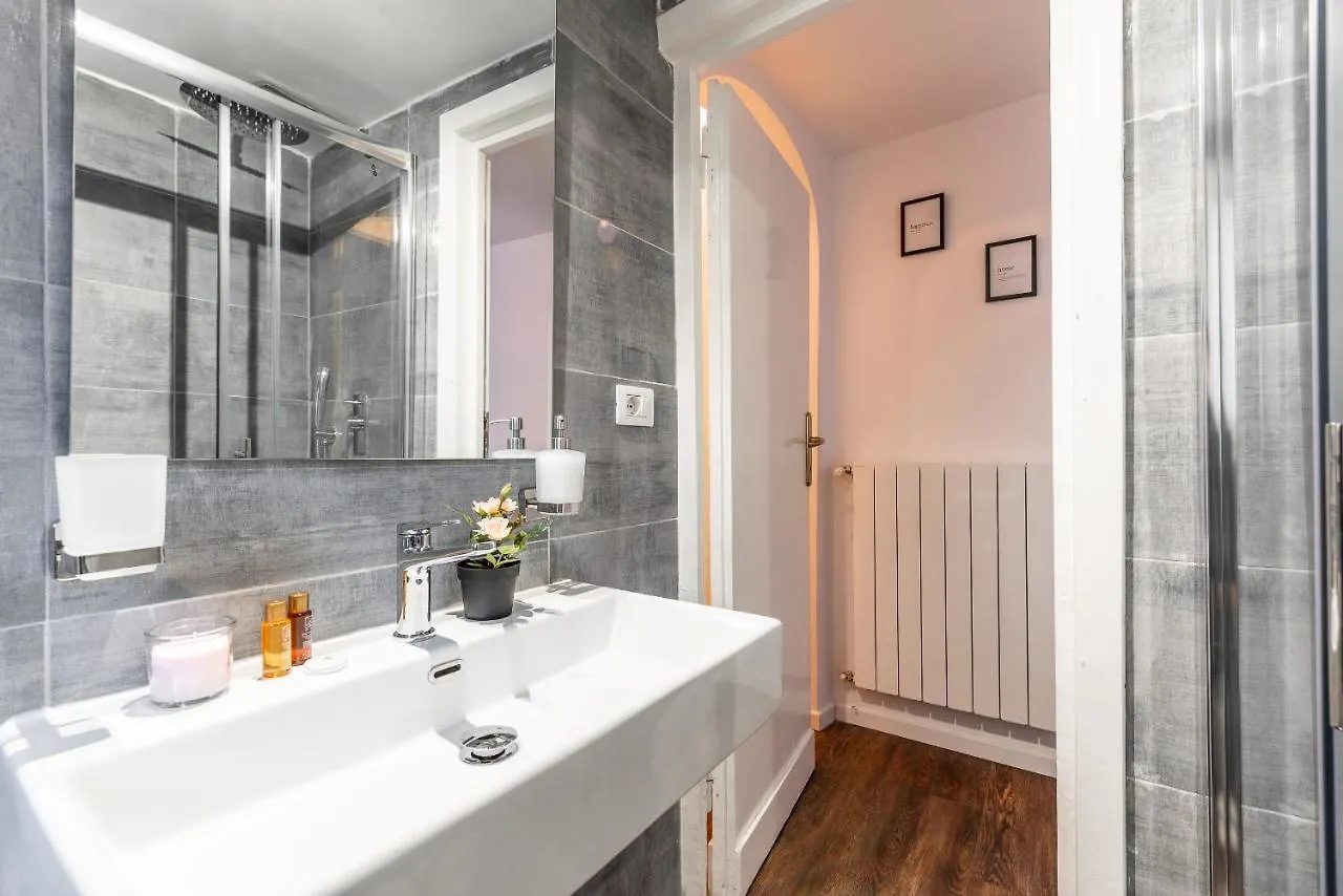 Apartment Appartamento Via Del Corso Rome